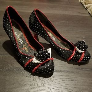 Bettie Page Pinup Polka dot satin heel PUG 9